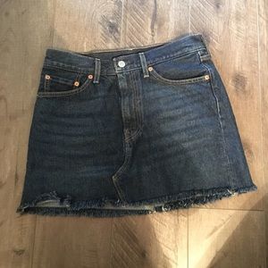 Levi’s Jean skirt size 27